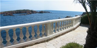 Holiday Villa waterfront in Anthor French Riviera