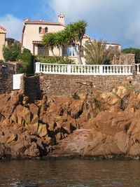 Holiday waterfront house for rent Agay St raphael cote d'Azur