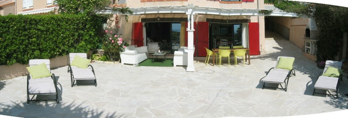 Var accomodations waterfront villa Agay Provence